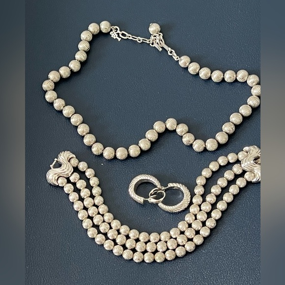 Crown Trifari Jewelry - Vtg Crown Trifari bracelet Trifari necklace and earrings